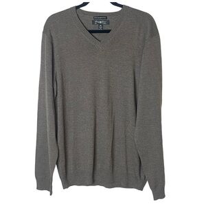 Men’s 100% merino wool v neck pullover sweater size‎ XL